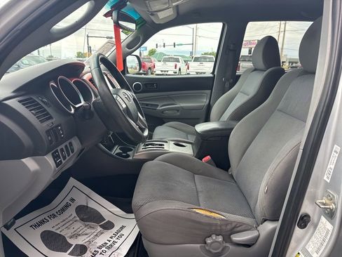 Used 2012 Toyota Tacoma 4x4 Double Cab w/ TRD Sport Pkg image 13