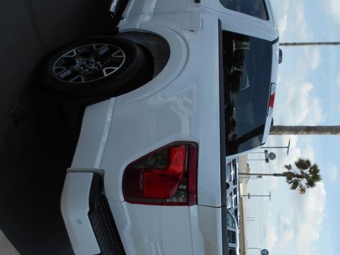 Used 2024 Ford F150 STX RWD image 8