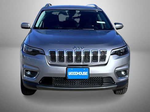Used 2019 Jeep Cherokee Limited AWD/4WD image 2