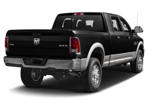 Used 2015 RAM 2500 Laramie w/ Black Appearance Group AWD/4WD image 2