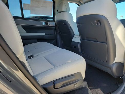 New 2026 Hyundai Santa Fe SE image 18