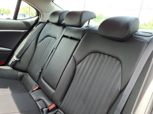 Used 2026 Genesis G70 2.5T Prestige AWD/4WD image 11
