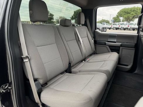 Used 2017 Ford F250 XLT w/ XLT Premium Package image 28