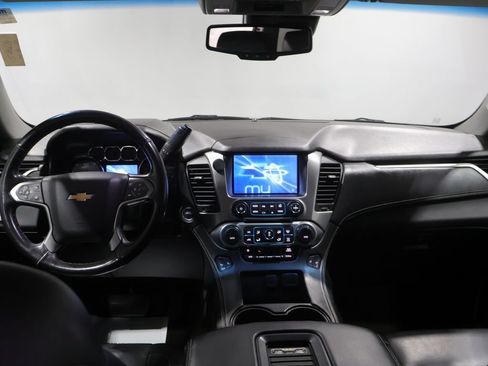 Used 2016 Chevrolet Suburban LT AWD/4WD image 17