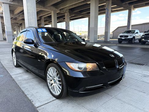 Used 2008 BMW 328i Sedan RWD image 3