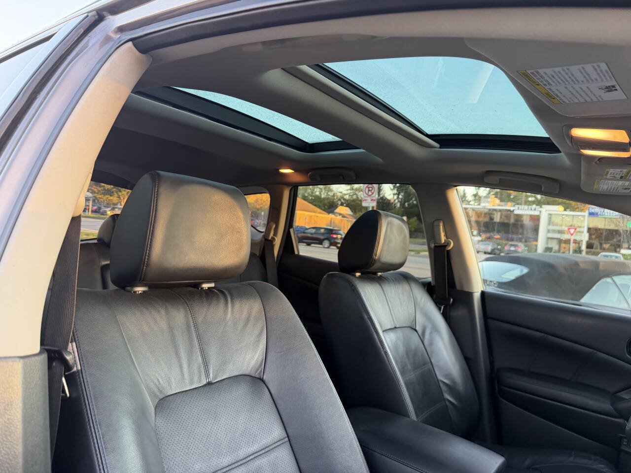 Used 2014 Nissan Murano SL w/ Navigation Package AWD/4WD image 13