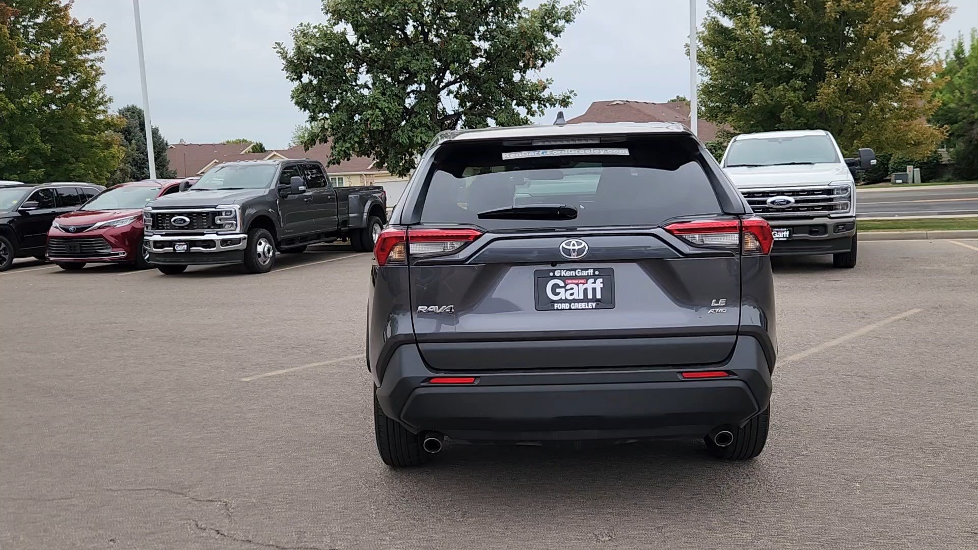 Used 2025 Toyota RAV4 LE AWD/4WD image 18