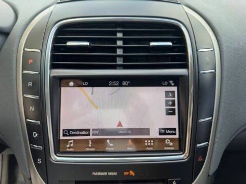 Used 2019 Lincoln Nautilus Reserve AWD/4WD image 28
