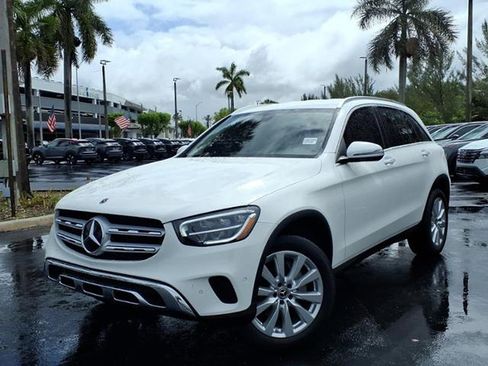 Used 2021 Mercedes-Benz GLC 300 image 1