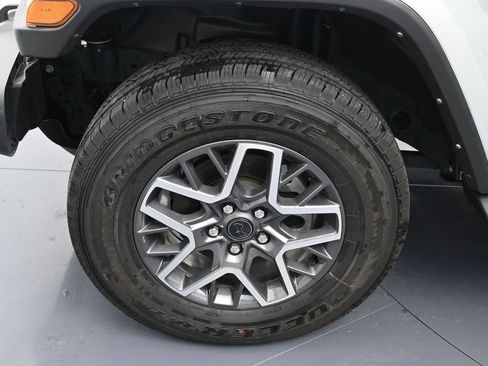 New 2024 Jeep Wrangler Unlimited Sahara w/ Technology Group image 9