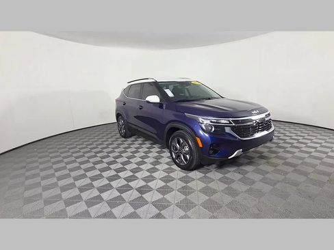 Used 2024 Kia Seltos S FWD image 34