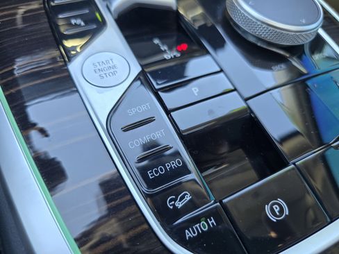 Used 2026 BMW X7 xDrive40i image 30