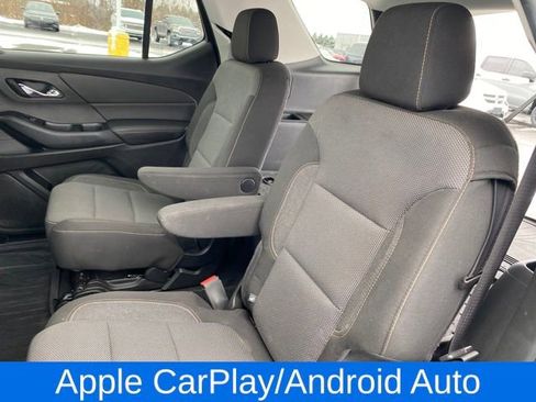 Used 2019 Chevrolet Traverse LT image 18