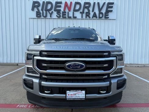 Used 2020 Ford F250 Platinum w/ FX4 Off-Road Package AWD/4WD image 10