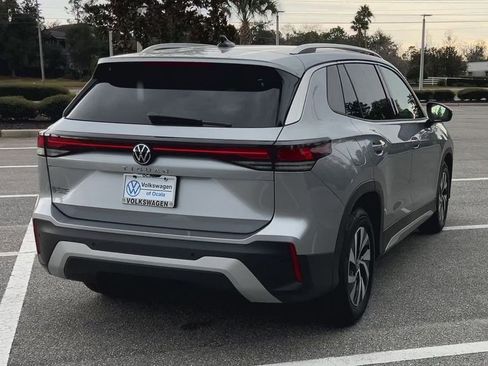 New 2026 Volkswagen Tiguan S image 8