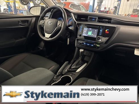 Used 2018 Toyota Corolla L image 15