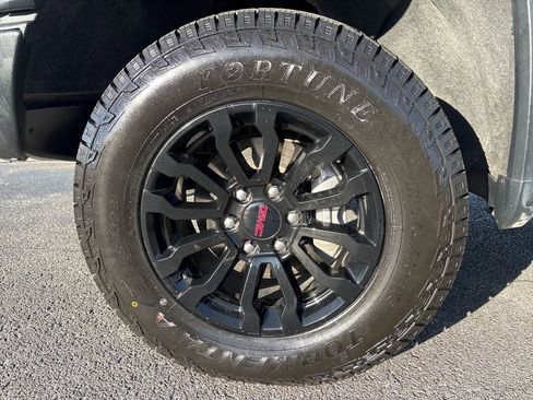 Certified 2023 GMC Sierra 1500 AT4X image 59