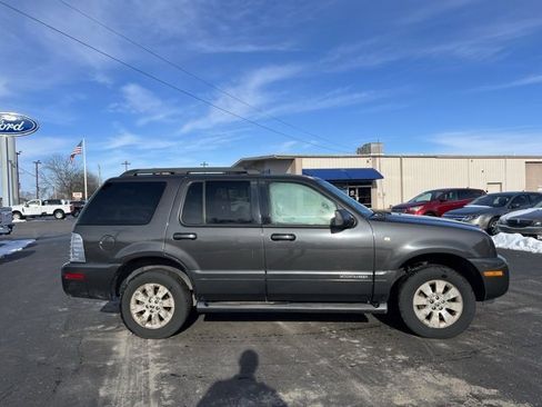Used 2007 Mercury Mountaineer Base image 8
