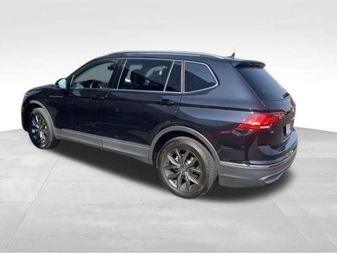 Certified 2023 Volkswagen Tiguan SE AWD/4WD image 4