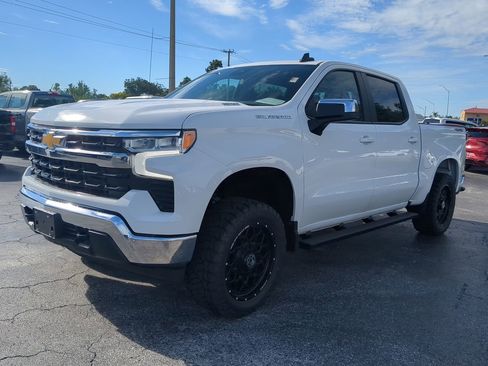 New 2025 Chevrolet Silverado 1500 LT image 8