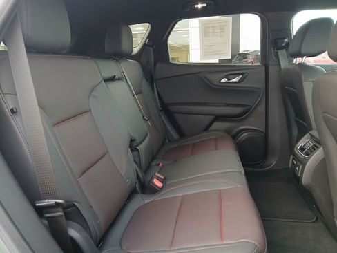 Used 2024 Chevrolet Blazer RS FWD image 17