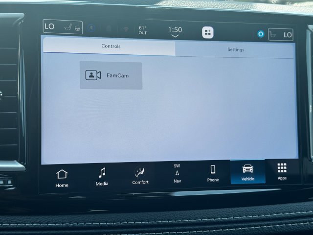 New 2027 Chrysler Pacifica Select w/ Family Tech Group AWD/4WD image 32
