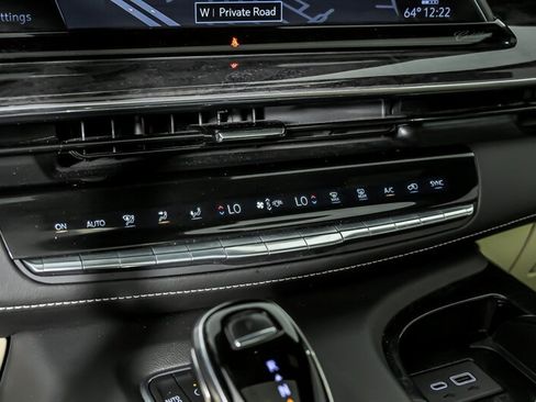 Used 2021 Cadillac Escalade Premium Luxury w/ Driver Assist Tech Package AWD/4WD image 29