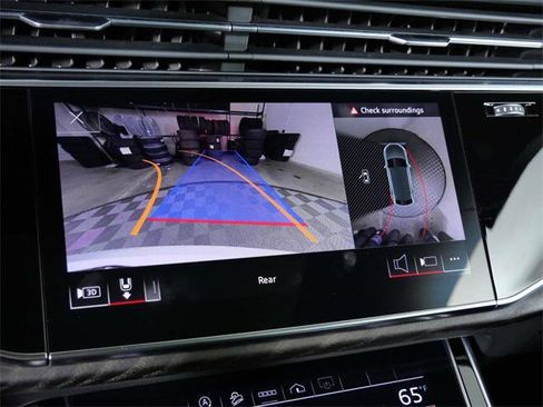 Used 2021 Audi Q8 Premium Plus w/ Premium Plus Package image 26