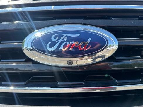 Used 2020 Ford Expedition Limited w/ Equipment Group 303A AWD/4WD image 11