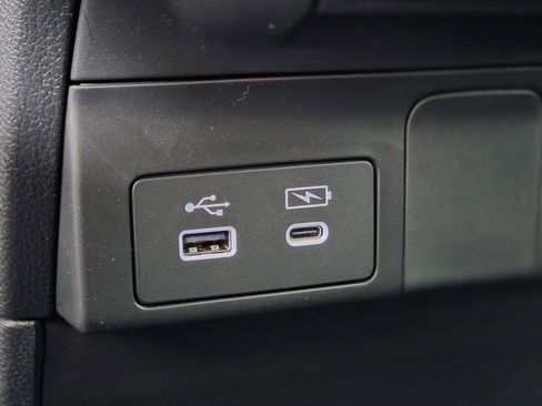 New 2026 Honda Odyssey Touring image 17