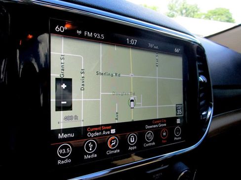 Used 2019 Jeep Grand Cherokee Limited w/ Luxury Group II AWD/4WD image 3