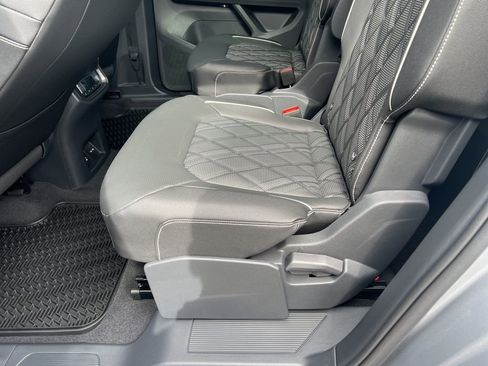 New 2026 Volkswagen Atlas SEL Premium R-Line AWD/4WD image 17