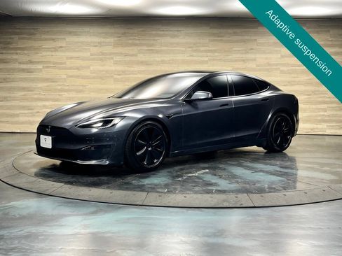 Used 2023 Tesla Model S Plaid AWD/4WD image 5