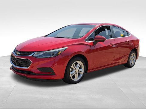 Used 2017 Chevrolet Cruze LT FWD image 29