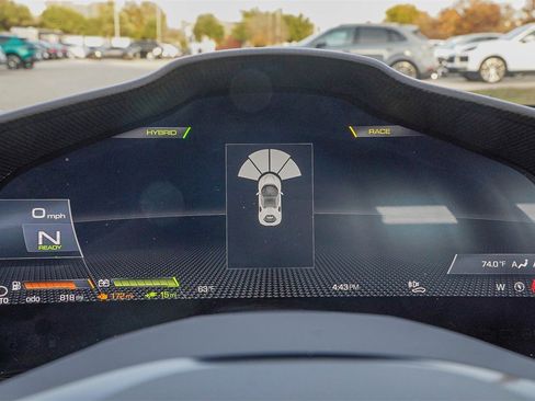 Used 2023 Ferrari SF90 Spider image 27