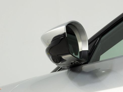 Used 2025 Ferrari 12Cilindri RWD image 13