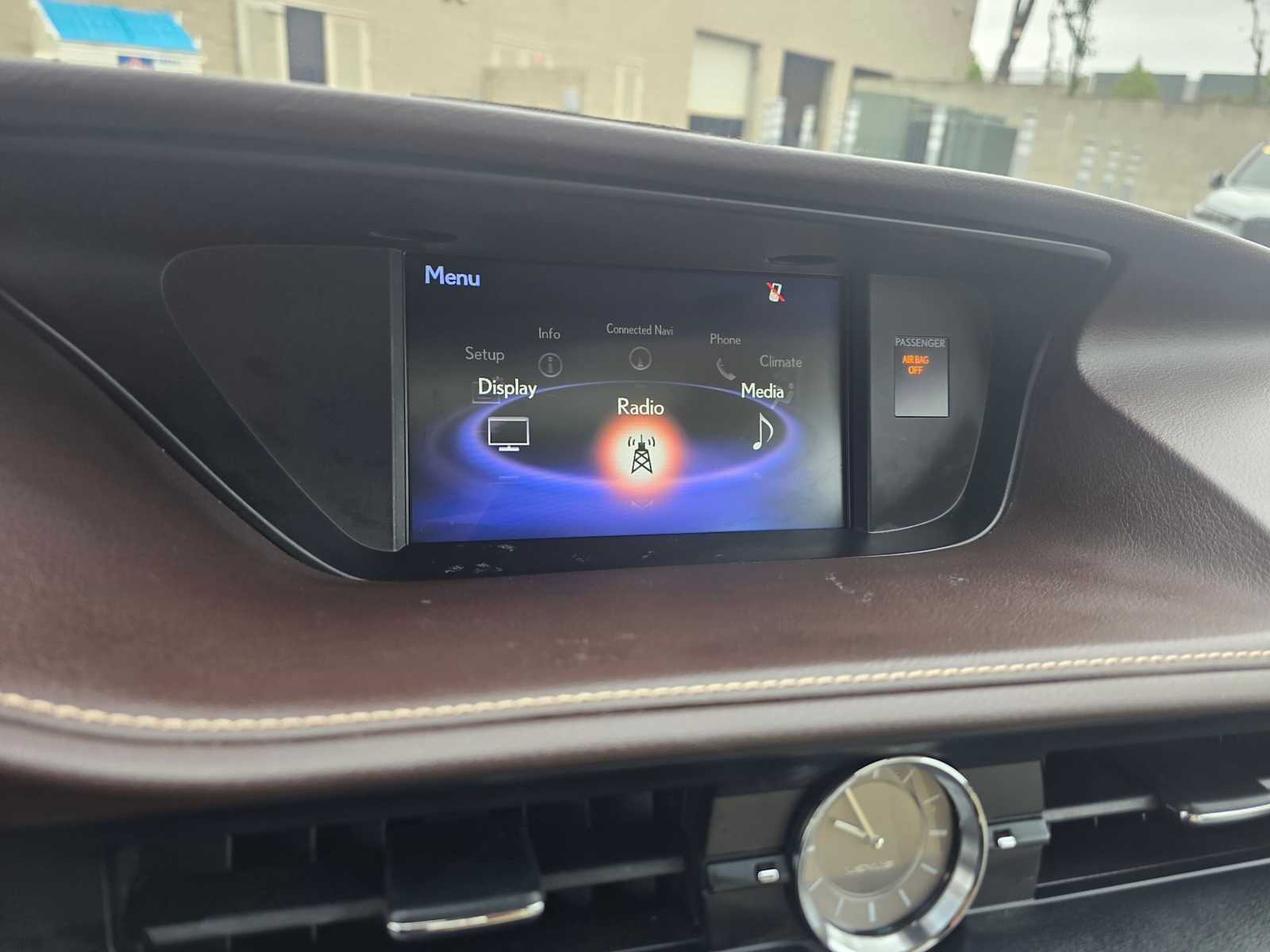 Used 2017 Lexus ES 350 w/ Accessory Package FWD image 27