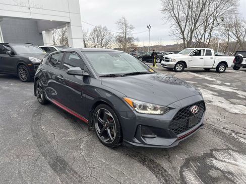 Used 2019 Hyundai Veloster Turbo image 8
