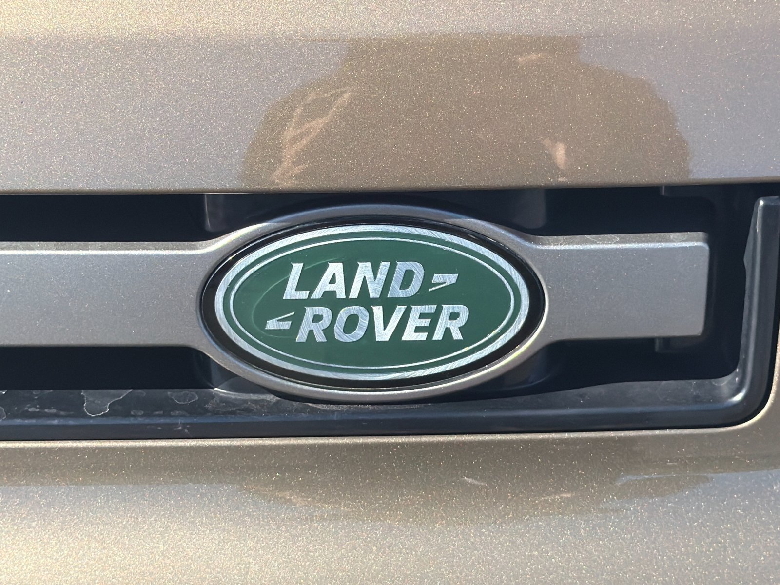 Used 2022 Land Rover Defender 110 X-Dynamic HSE AWD/4WD image 41
