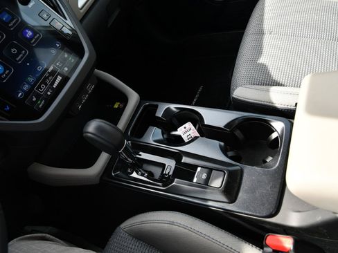 Used 2026 Subaru Forester Premium AWD/4WD image 16