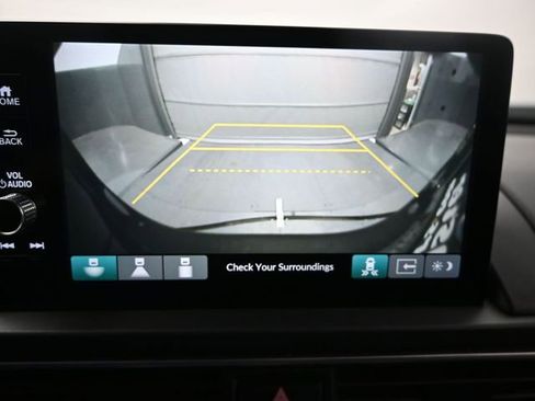 Used 2023 Honda Pilot EX-L image 19