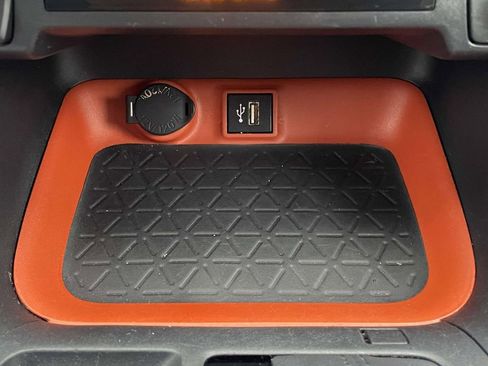 Used 2024 Toyota RAV4 Adventure image 19