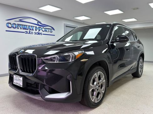 Used 2023 BMW X1 xDrive28i w/ Convenience Package AWD/4WD image 1