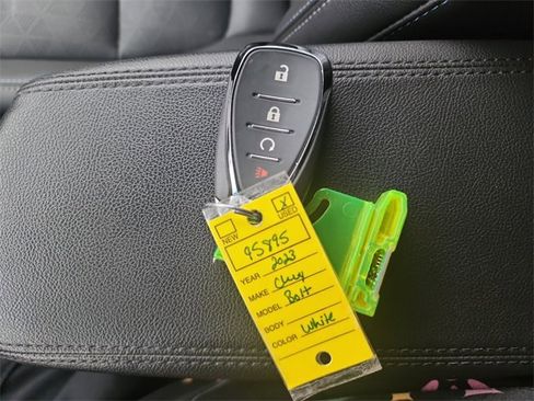 Used 2023 Chevrolet Bolt LT w/ Infotainment Package image 30