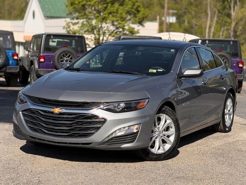 Used 2024 Chevrolet Malibu LT FWD image 1