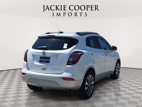 Used 2021 Buick Encore Preferred w/ Safety Package II FWD image 5