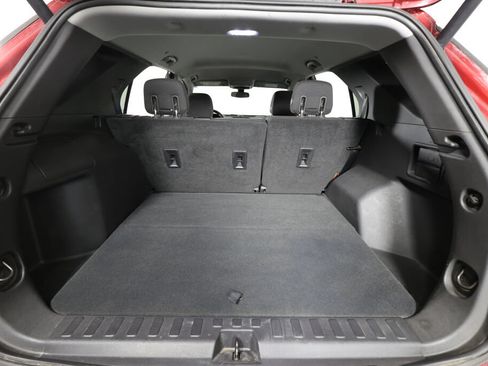 Used 2019 Chevrolet Equinox LT FWD image 18