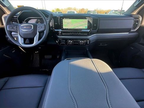 New 2026 GMC Sierra 2500 SLT w/ SLT Convenience Package image 5