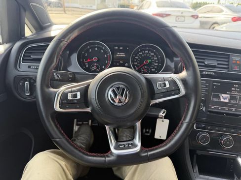 Used 2016 Volkswagen GTI S image 29