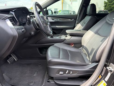 Used 2020 Cadillac XT5 Sportv AWD/4WD image 37